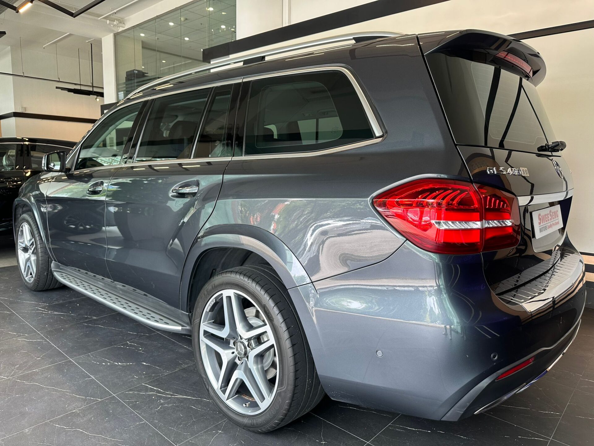 Mercedes-Benz GLS-Class GLS400 4MATIC Sunroof (10-Year COE)