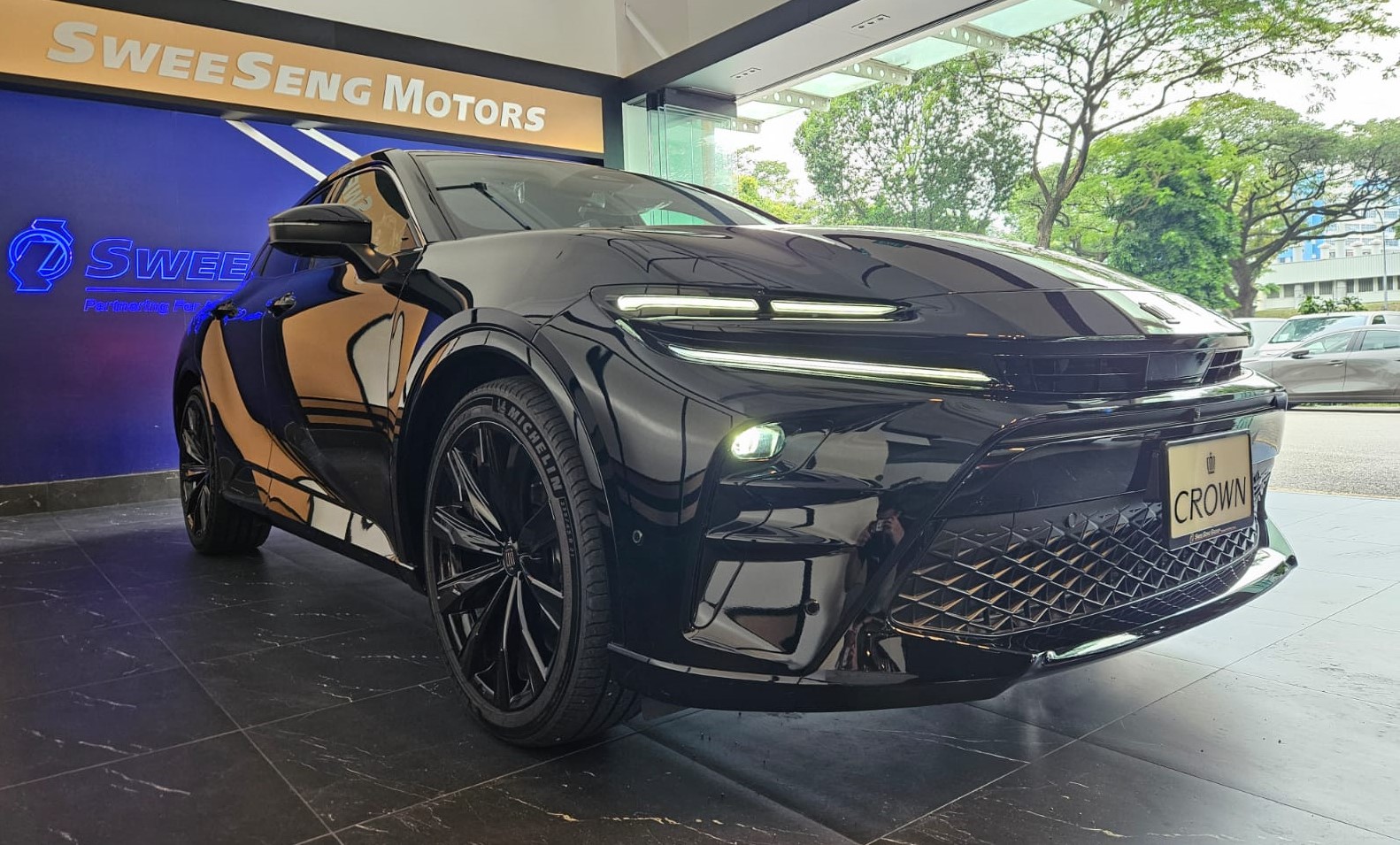 TOYOTA CROWN SPORT Z HYBRID