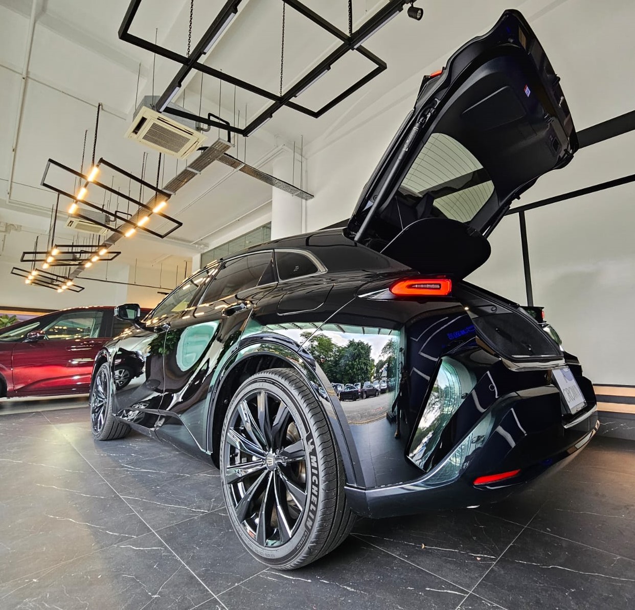 TOYOTA CROWN SPORT Z HYBRID