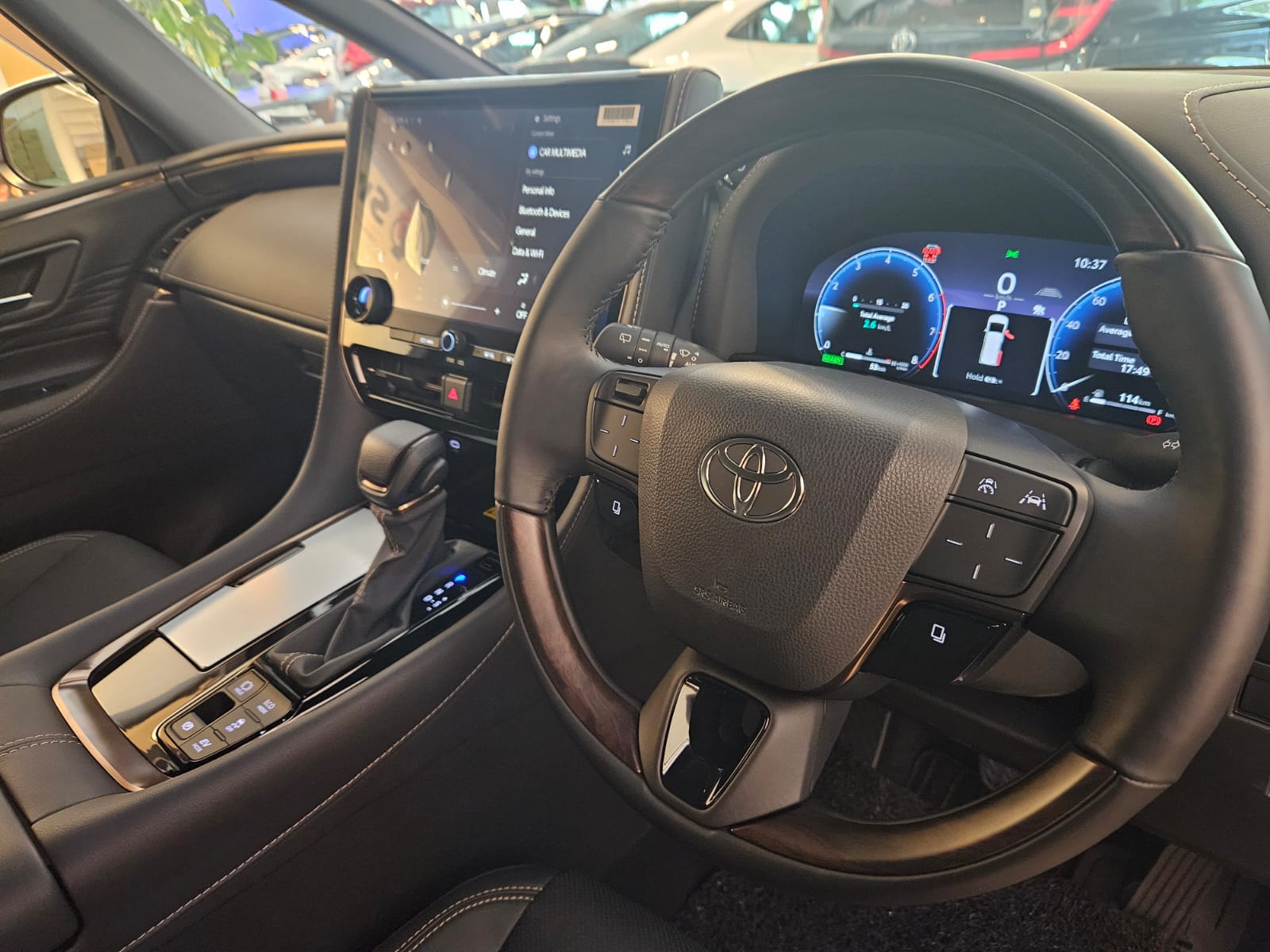 Toyota Alphard 2.5Z Hybrid