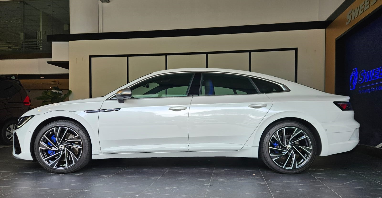 Volkswagen Arteon R