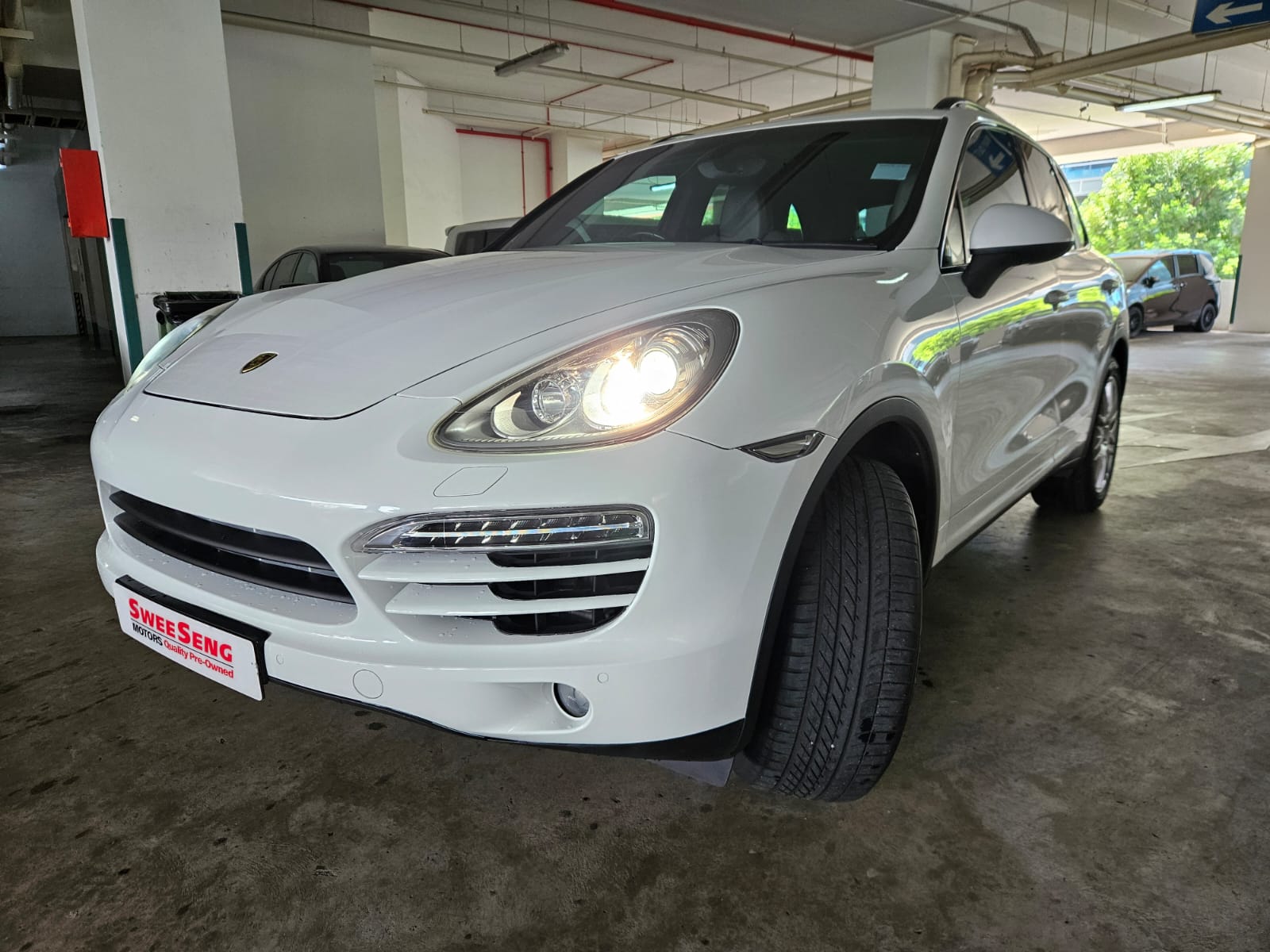 PORSCHE CAYENNE HYBRID S