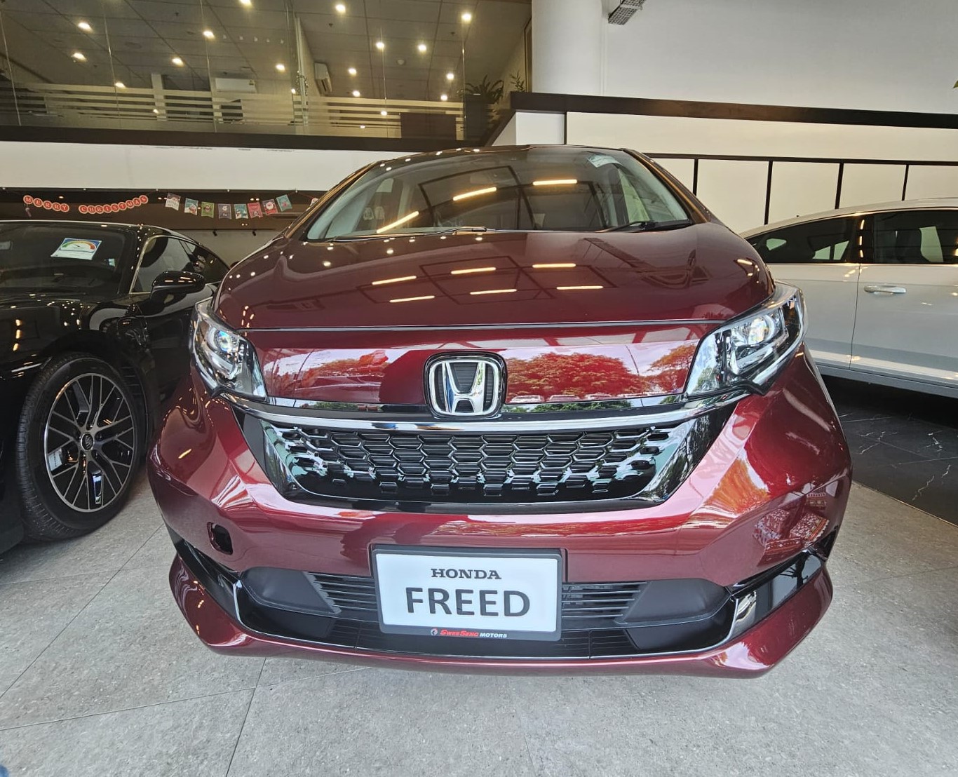 HONDA FREED HYBRID G 7-SEATER