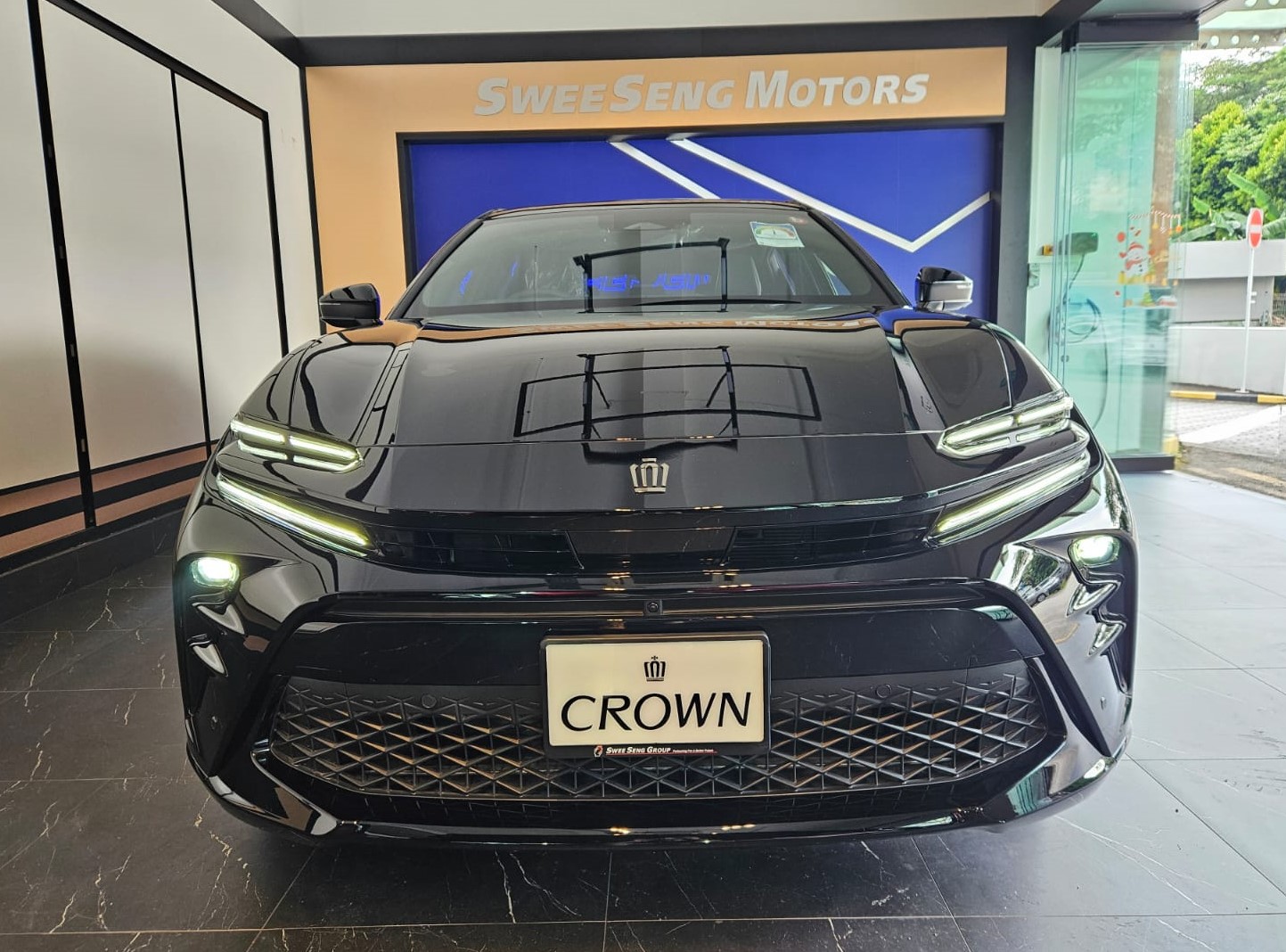 TOYOTA CROWN SPORT Z HYBRID