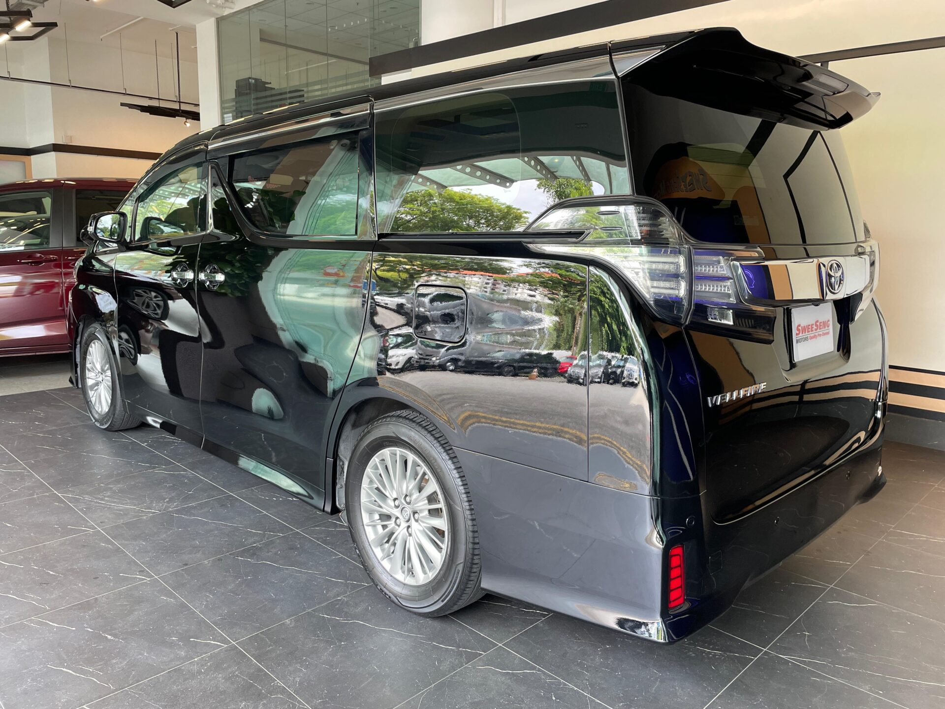 TOYOTA VELLFIRE 2.5A Z MOONROOF