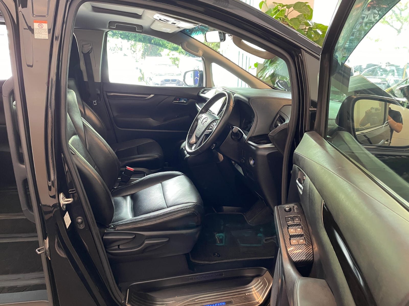TOYOTA VELLFIRE 2.5A Z MOONROOF