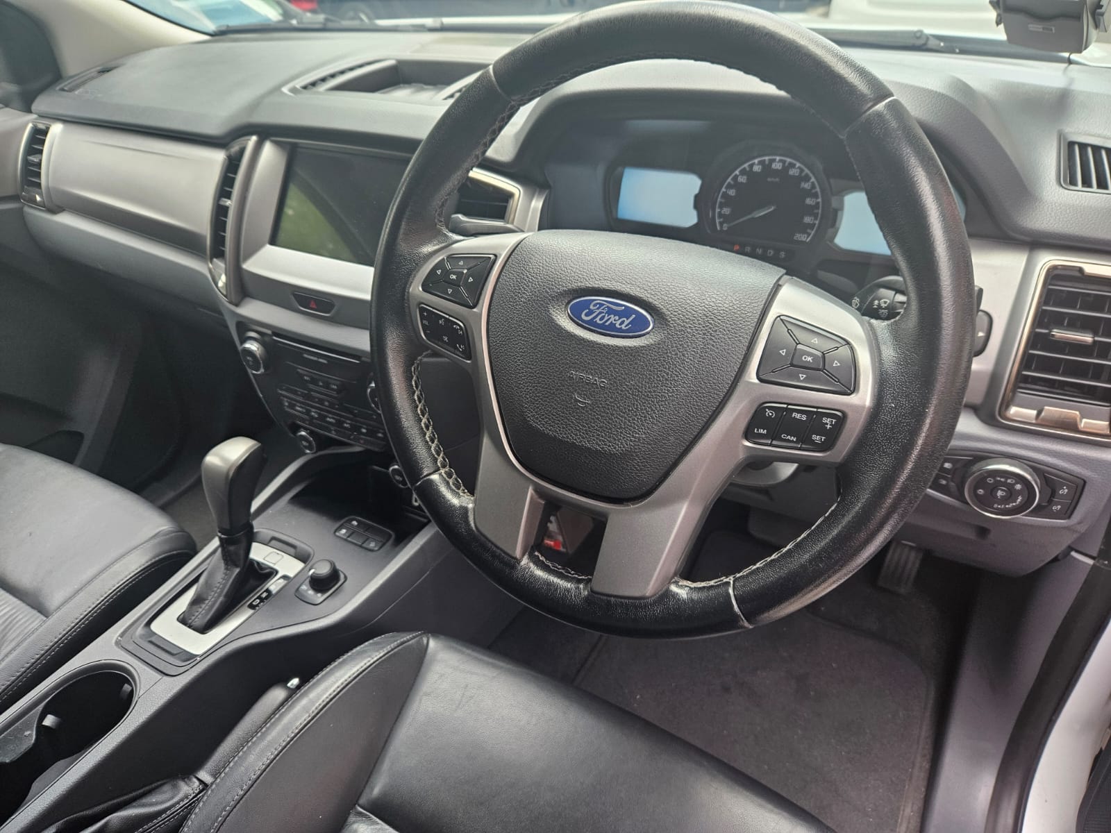 FORD RANGER DOUBLE-CAB 3.2A XLT