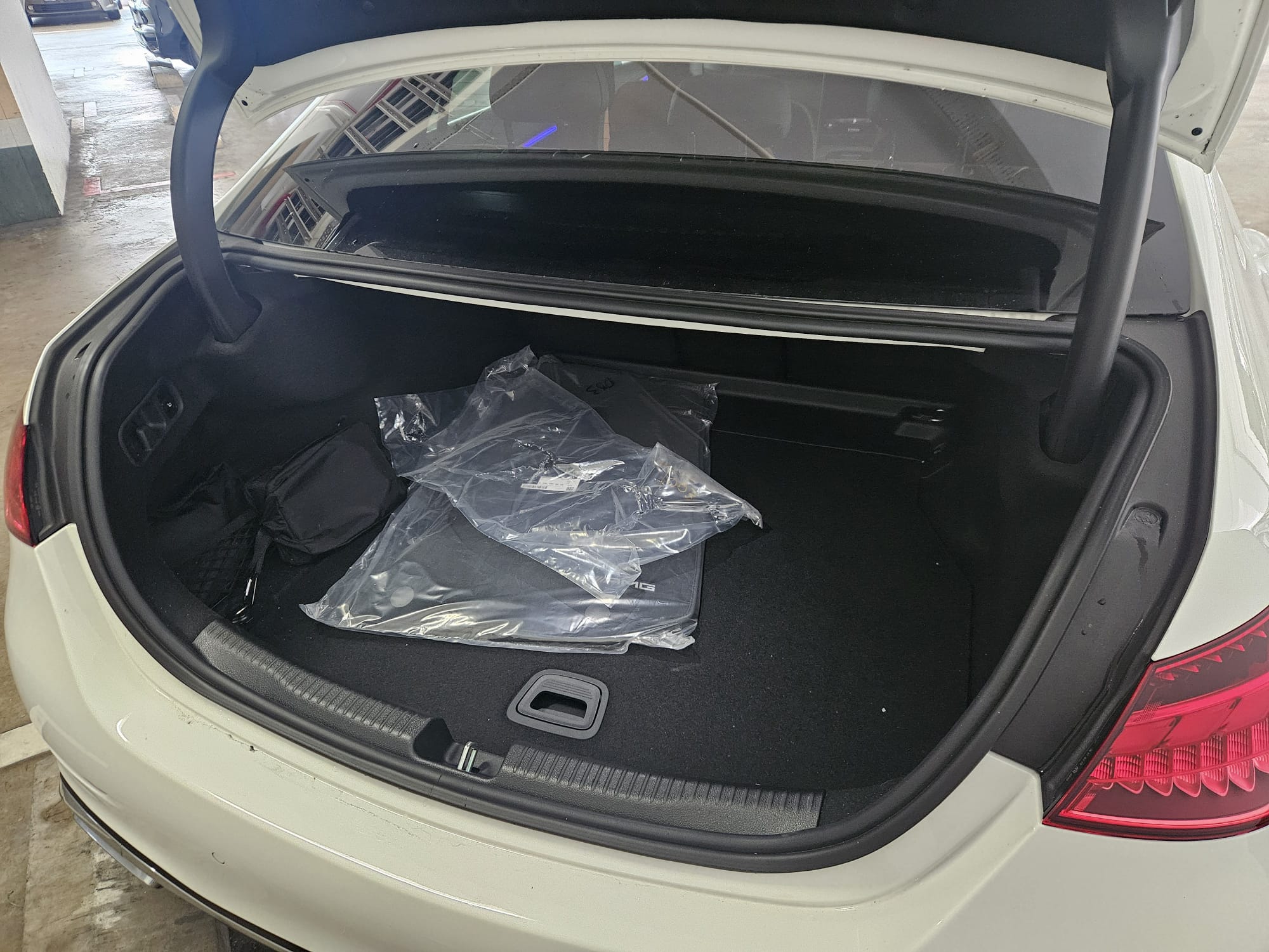 MERCEDES BENZ C200 AMG LINE M-HYBRID