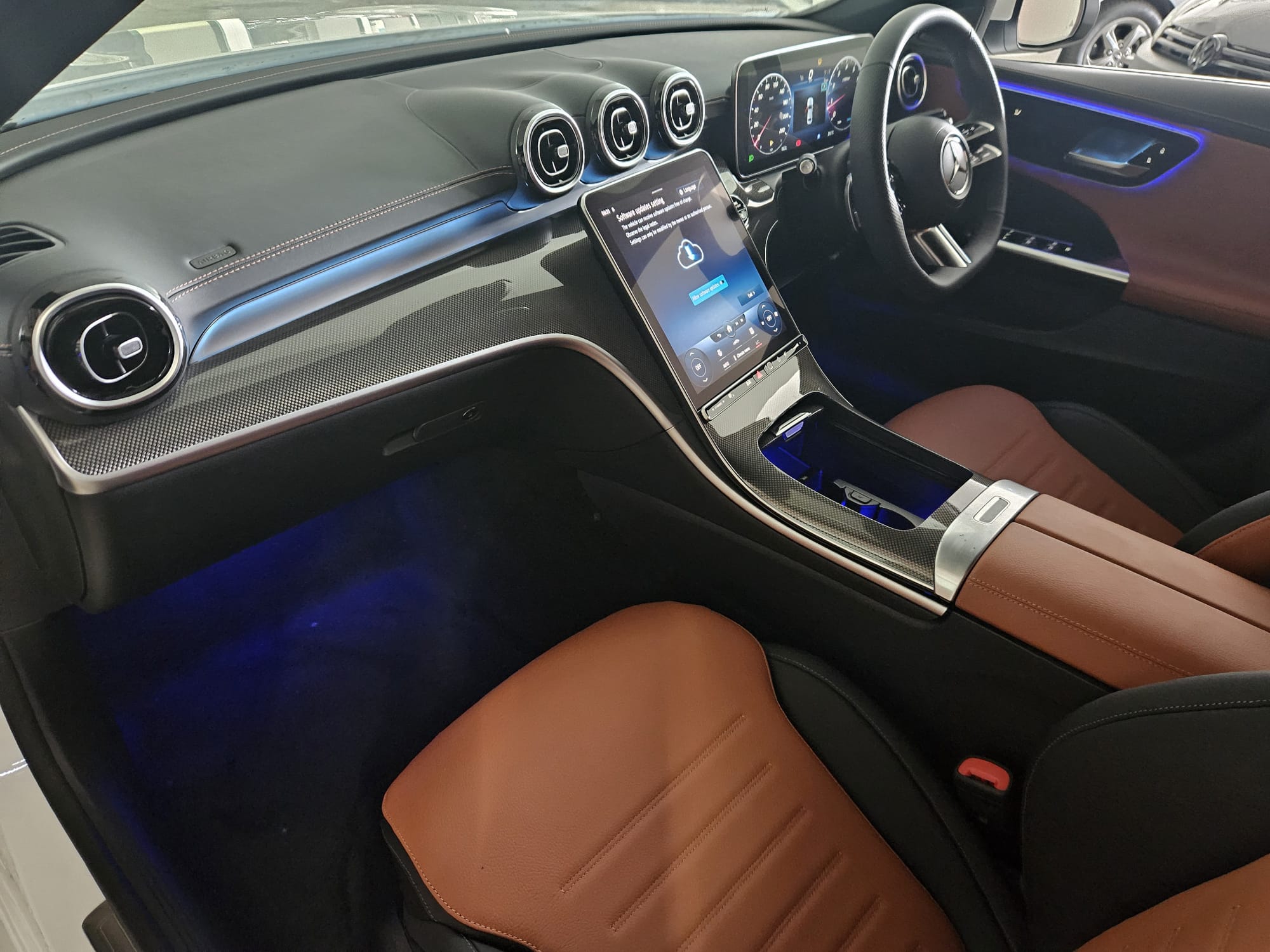 MERCEDES BENZ C200 AMG LINE M-HYBRID